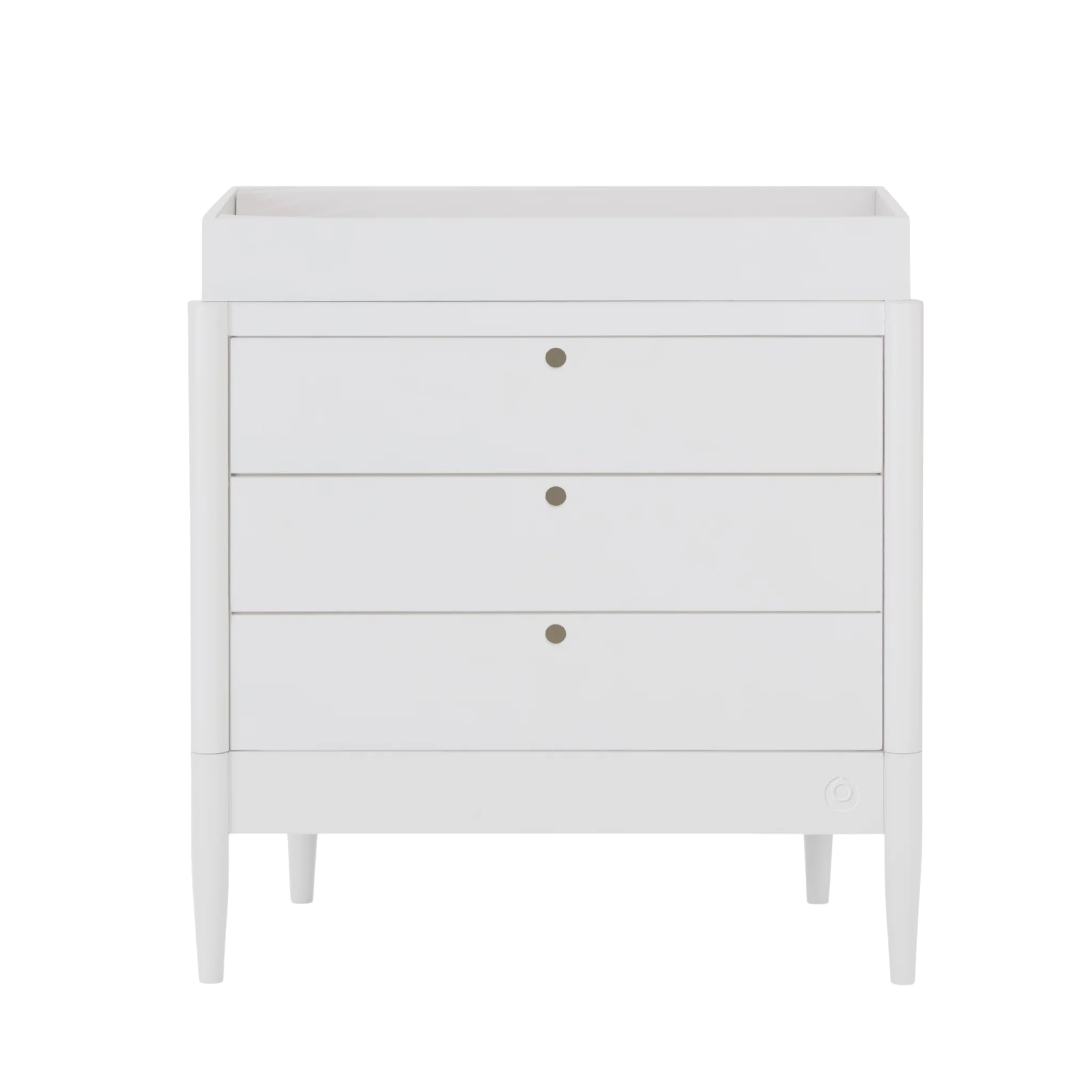 Cómoda guardería Gaia Baby EOS en blanco con cambiador, vista frontal del cambiador para bebés