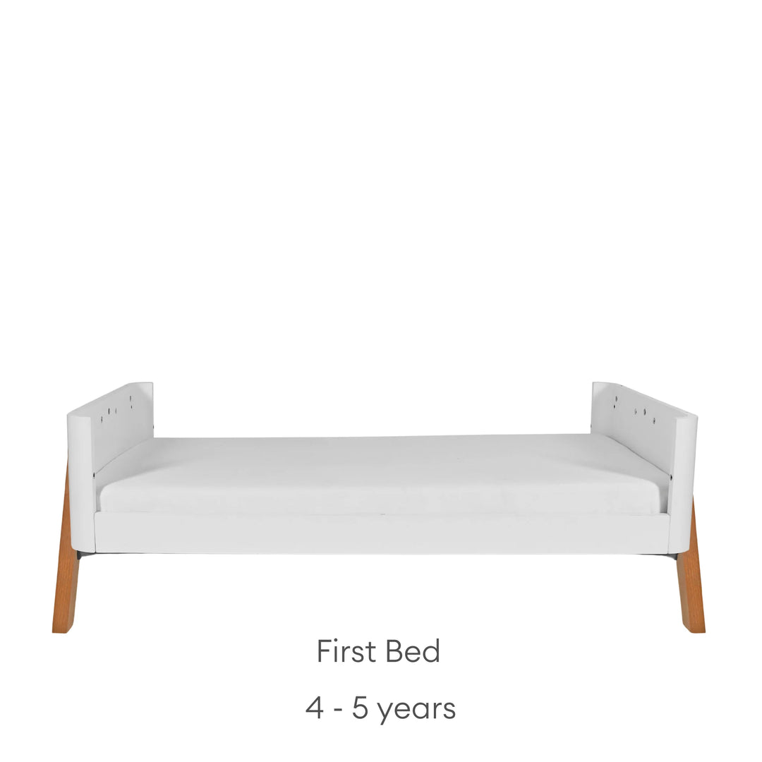 Hera Cot Bed 'Studio Edit'