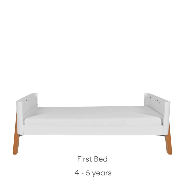 Hera Cot Bed 'Studio Edit'