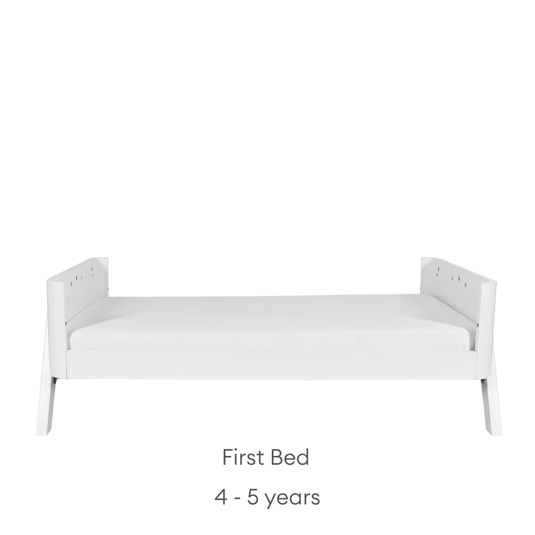 Hera Cot Bed 'Studio Edit'