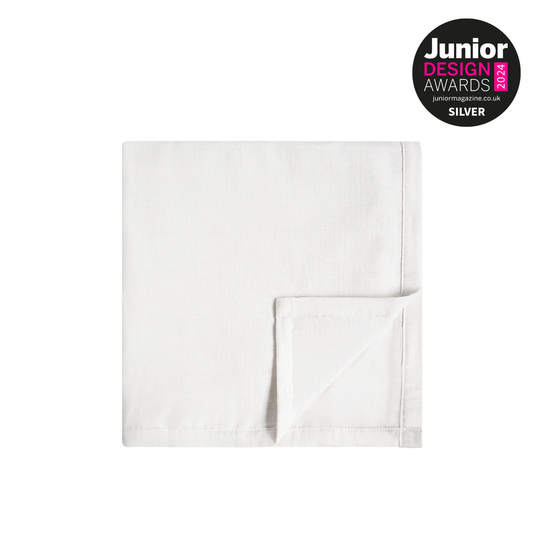 Maia Muslin Blanket