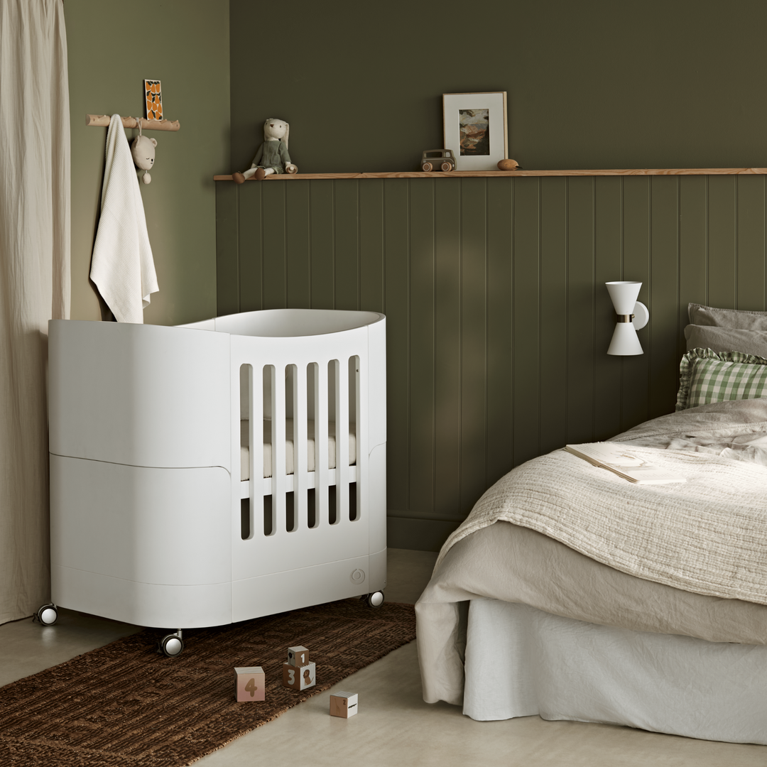 SERENA Mini Cot & Dresher Room Ensemble