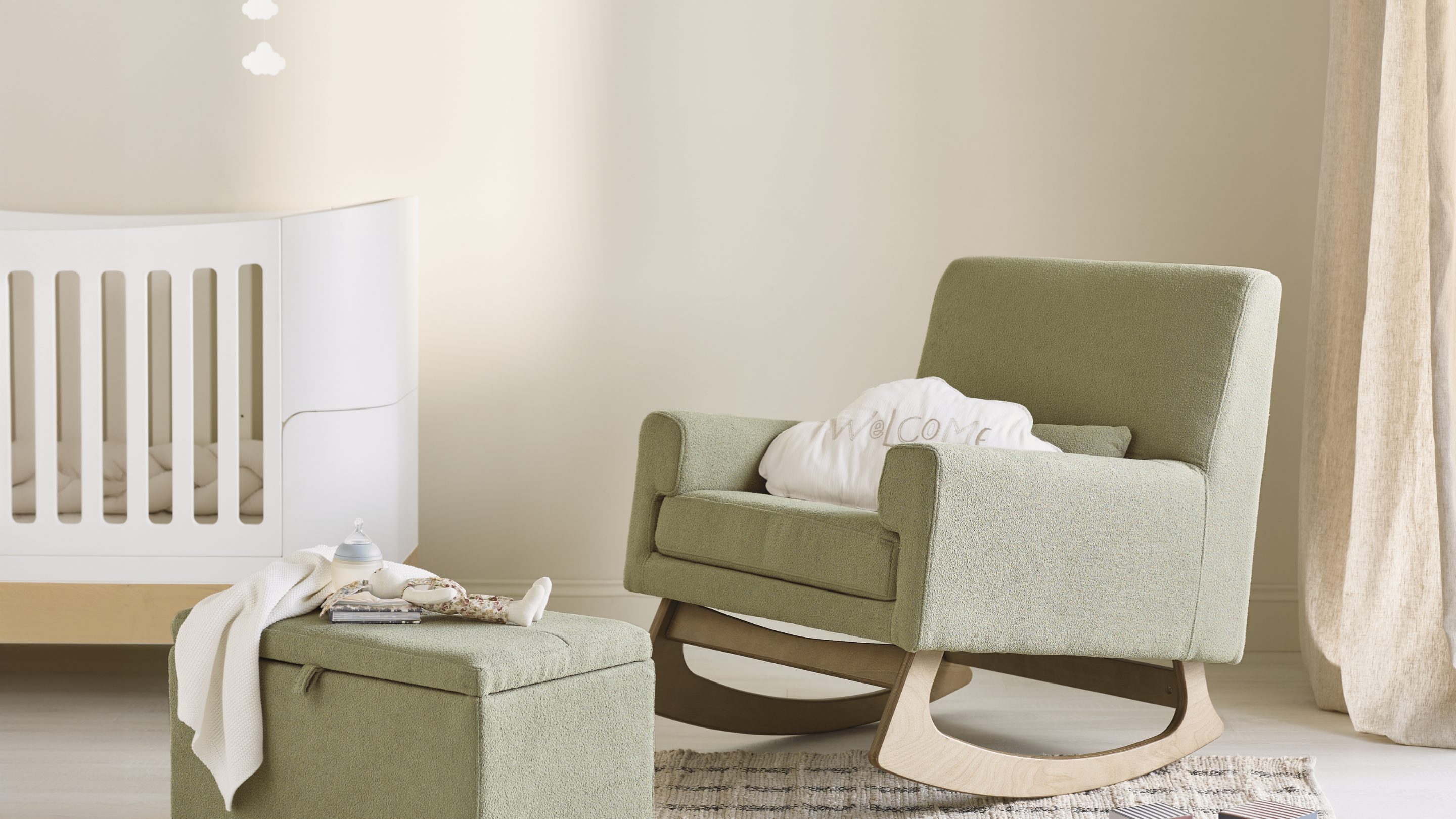 Choosing the Right Nursing Chair For You