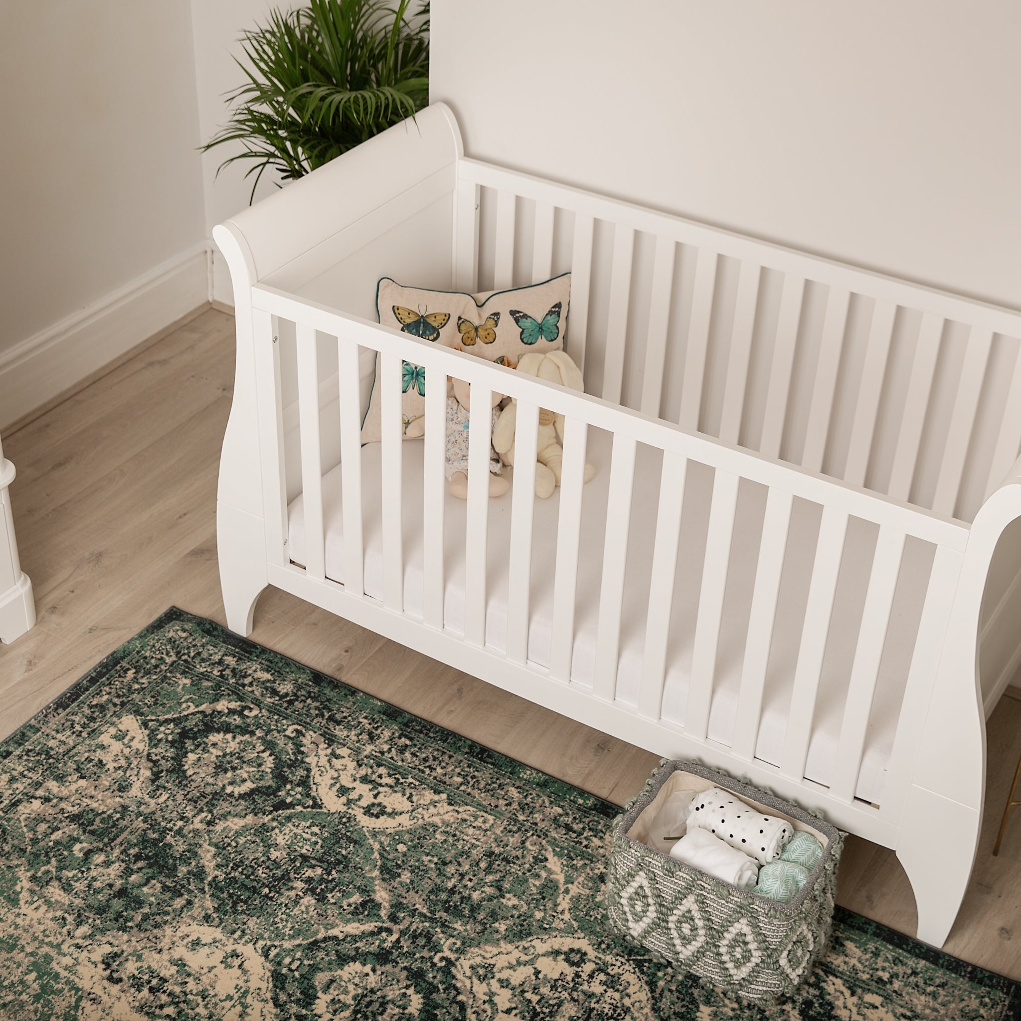 White company cheap sleigh cot bed