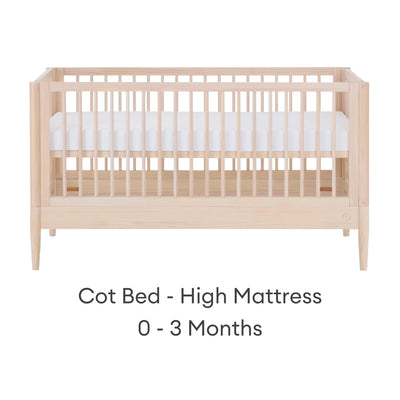Gaia Baby EOS Cabrio-Kinderbett aus Naturholz mit hoher Matratzeneinstellung für das Neugeborenenstadium