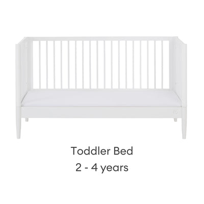 Cuna convertible Gaia Baby EOS convertida en cama infantil para niños de 2 a 4 años