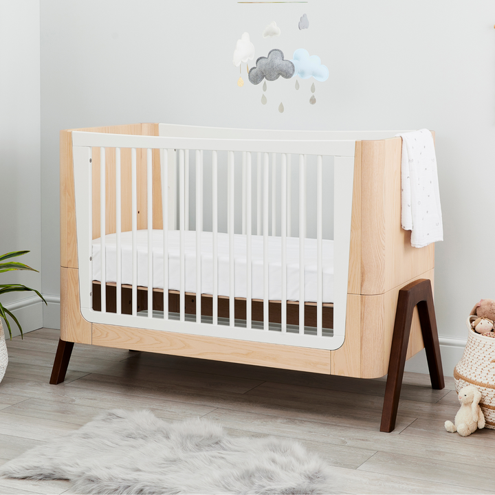 Hera Two Piece Set - Cot Bed & Dresser