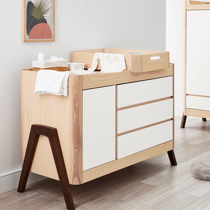 Hera Cot Bed, Dresser & Changer Set