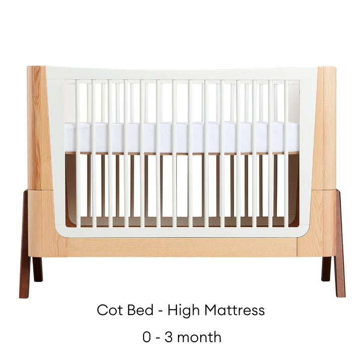 Gaia Baby Hera Convertible Cot Bed product image showing the highest mattress level suitable for a newborn